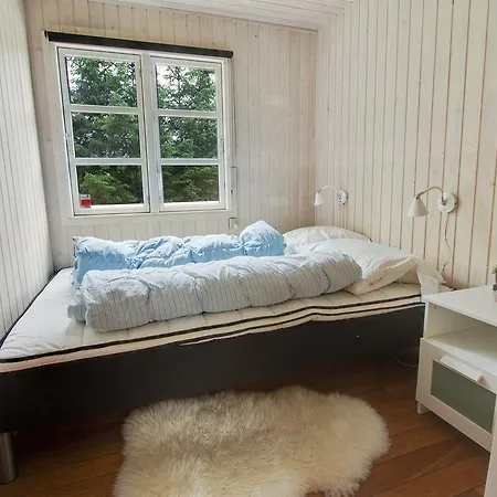 Three-bedroom Holiday In * Hals